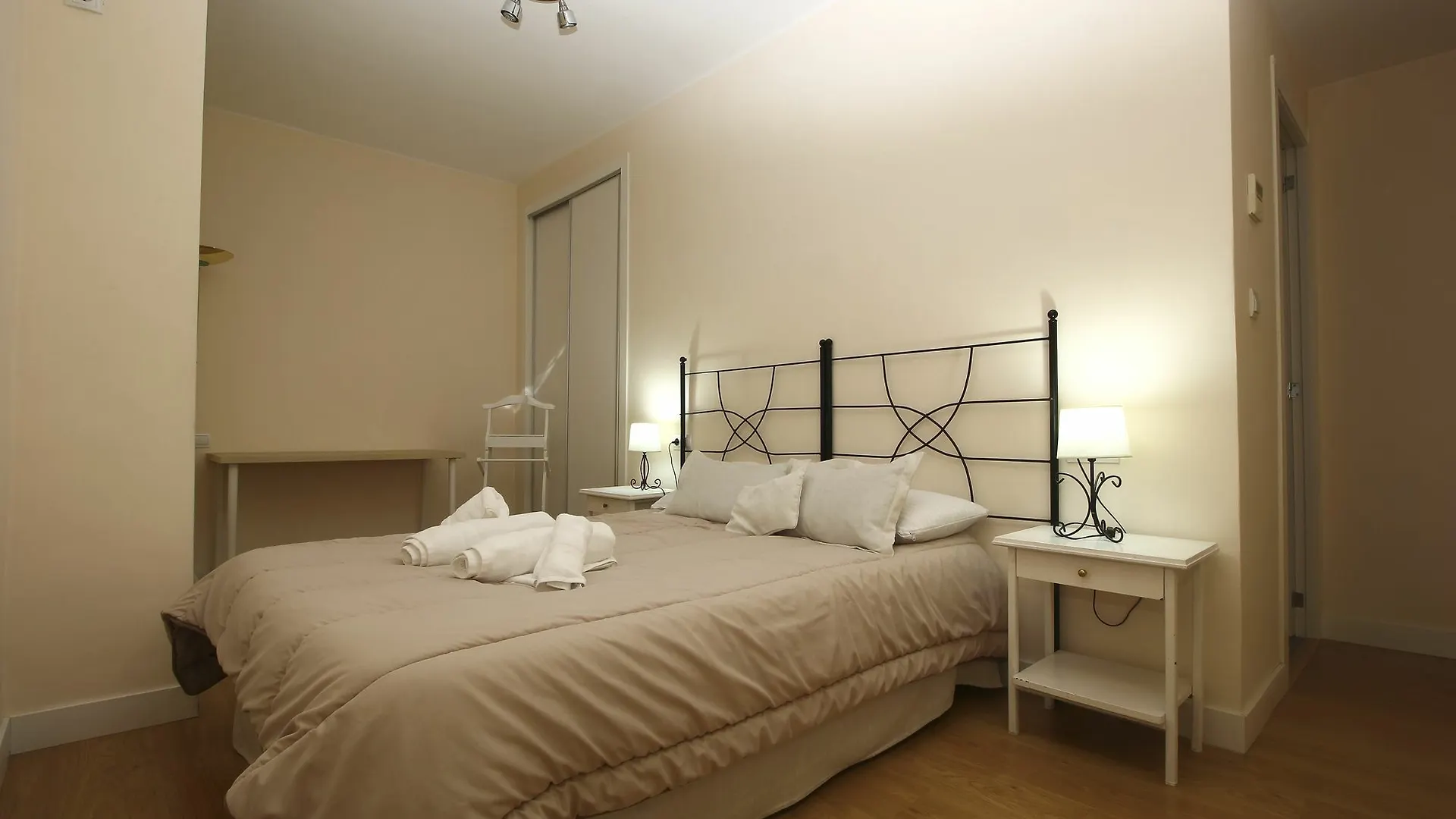 Deluxe Apartment In Mercado De Barranco Seville